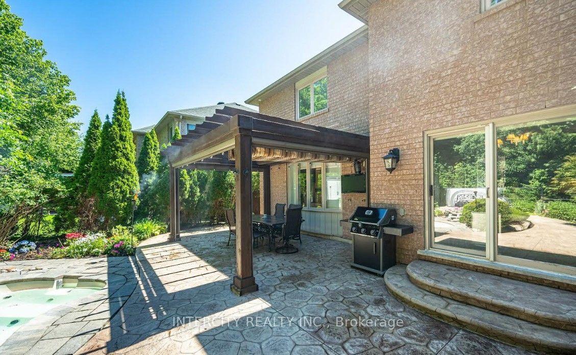 Photo 14 of 724 Peter Robertson Boulevard, Brampton, Sandringham-Wellington — HOMEH