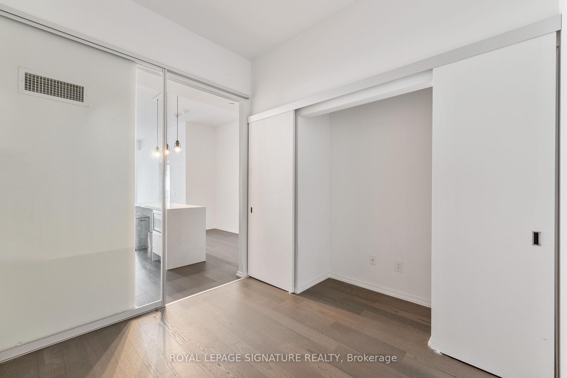 Photo 18 of Unit 1010, 5 Soudan Avenue, Toronto, Mount Pleasant West — HOMEH