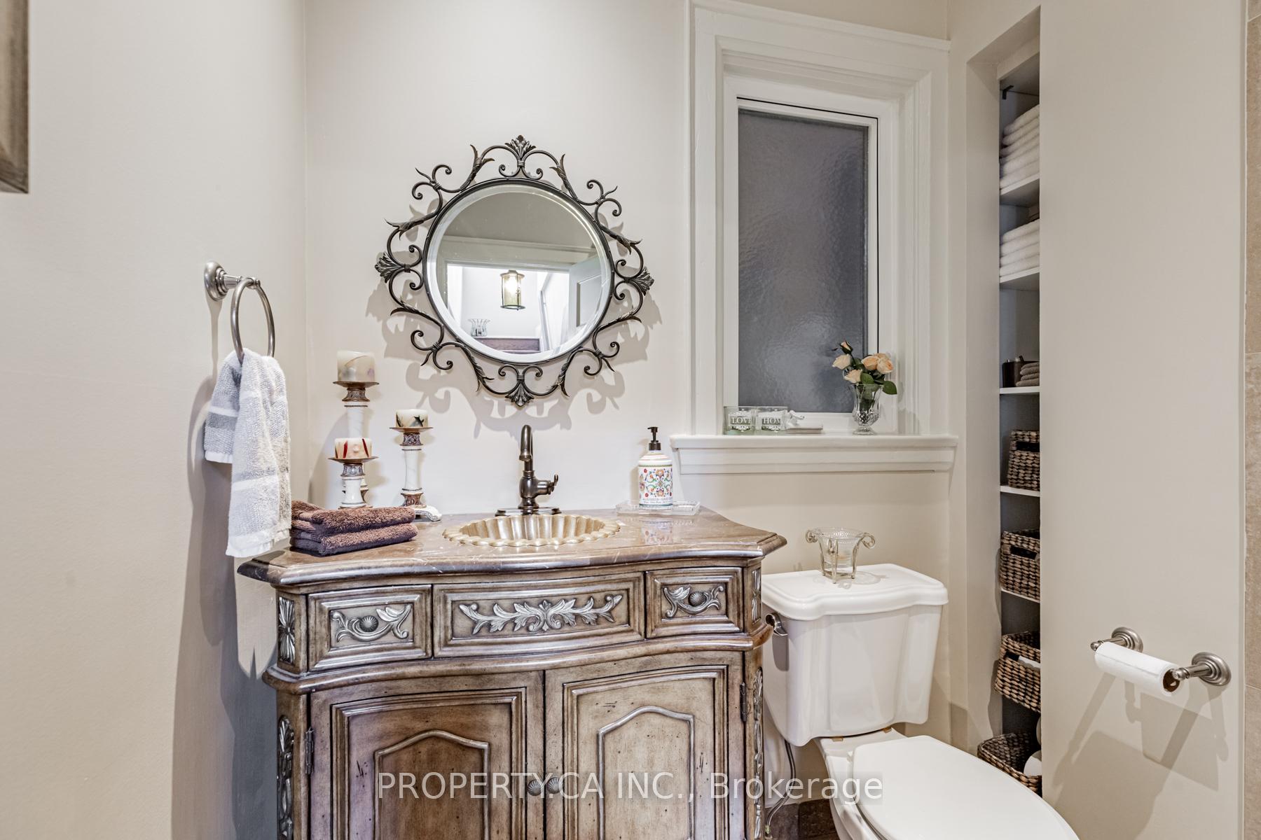 Photo 10 of Unit Upper, 131 Gillard Avenue, Toronto, Greenwood-Coxwell — HOMEH