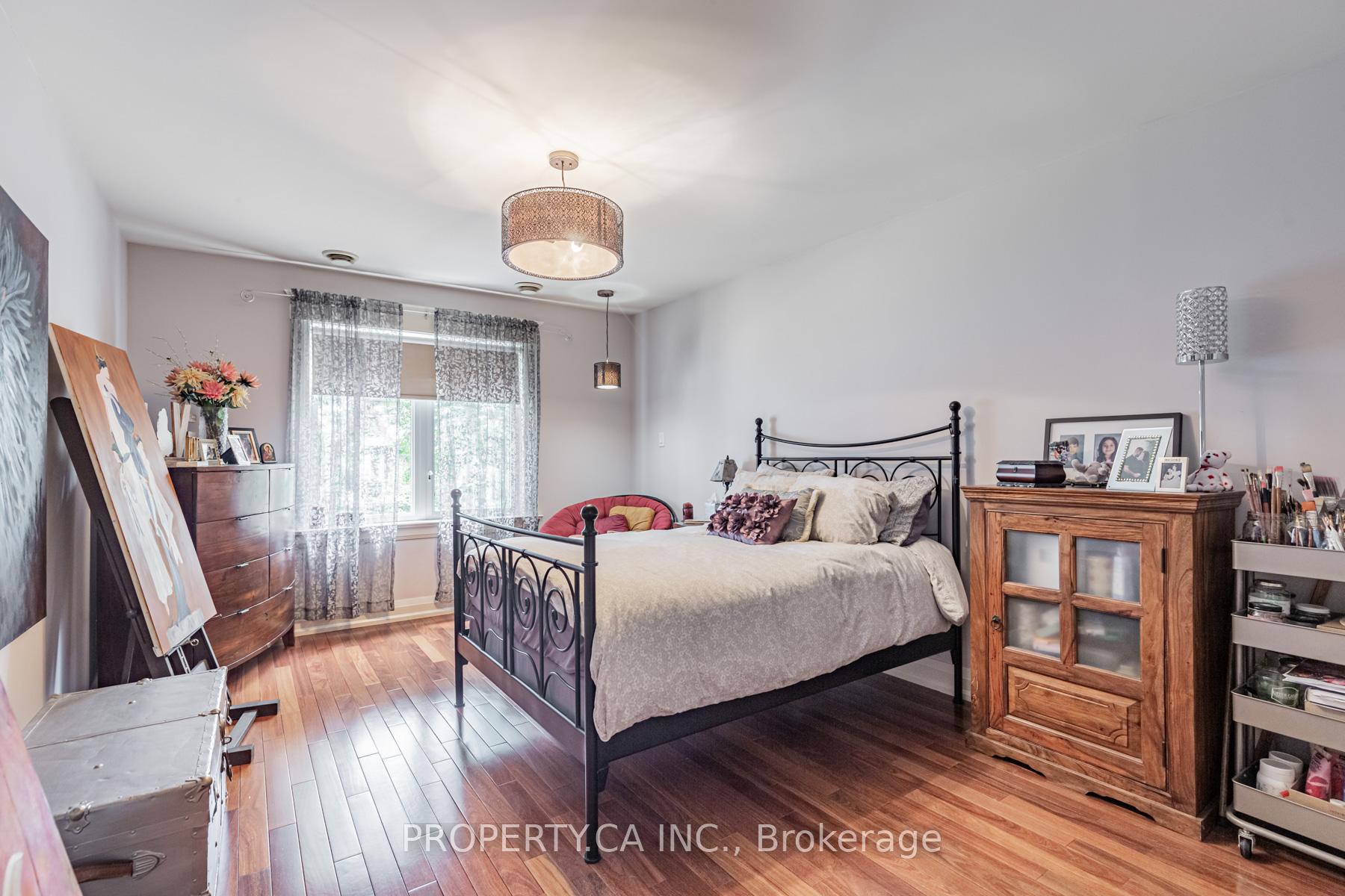 Photo 18 of Unit Upper, 131 Gillard Avenue, Toronto, Greenwood-Coxwell — HOMEH