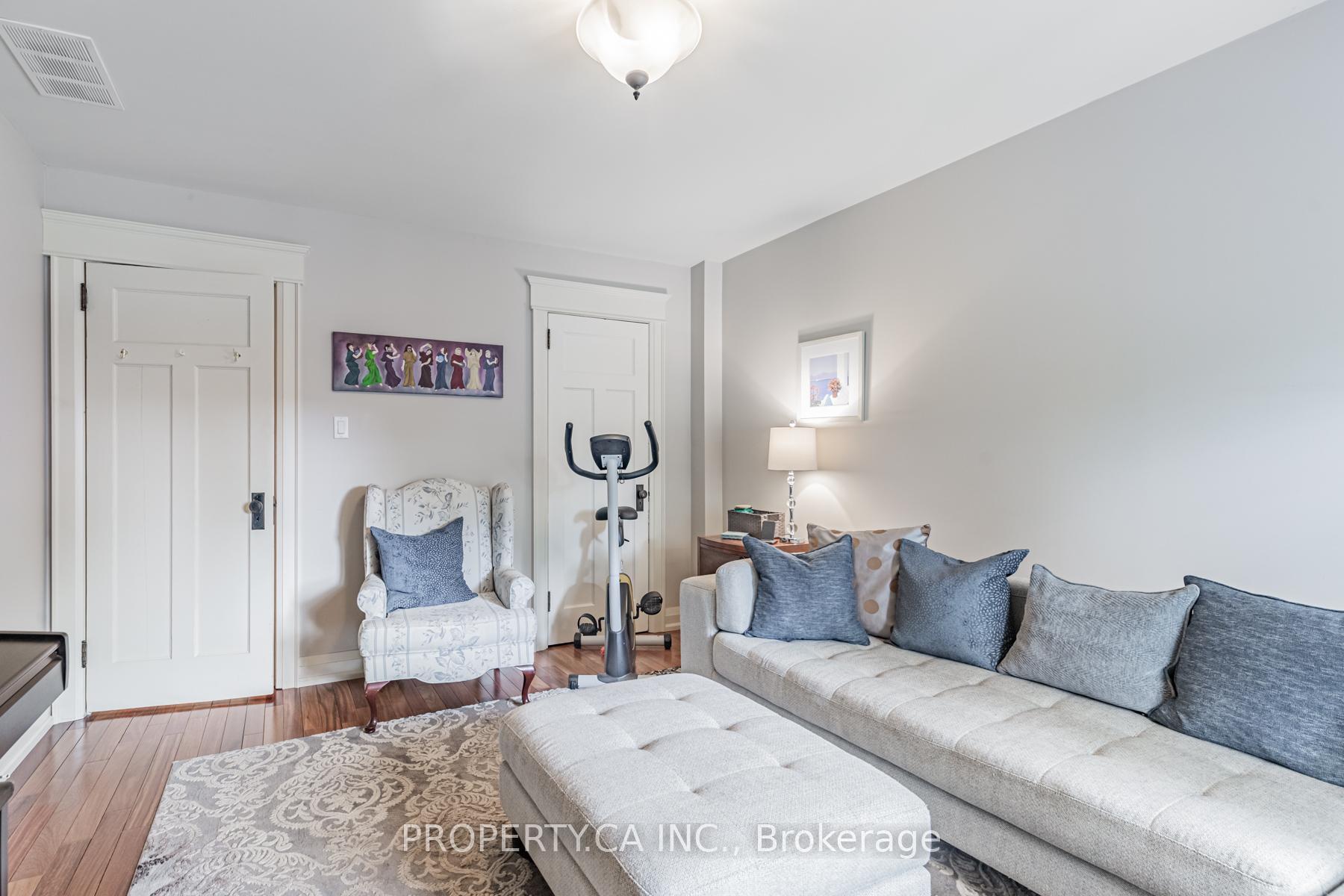 Photo 21 of Unit Upper, 131 Gillard Avenue, Toronto, Greenwood-Coxwell — HOMEH