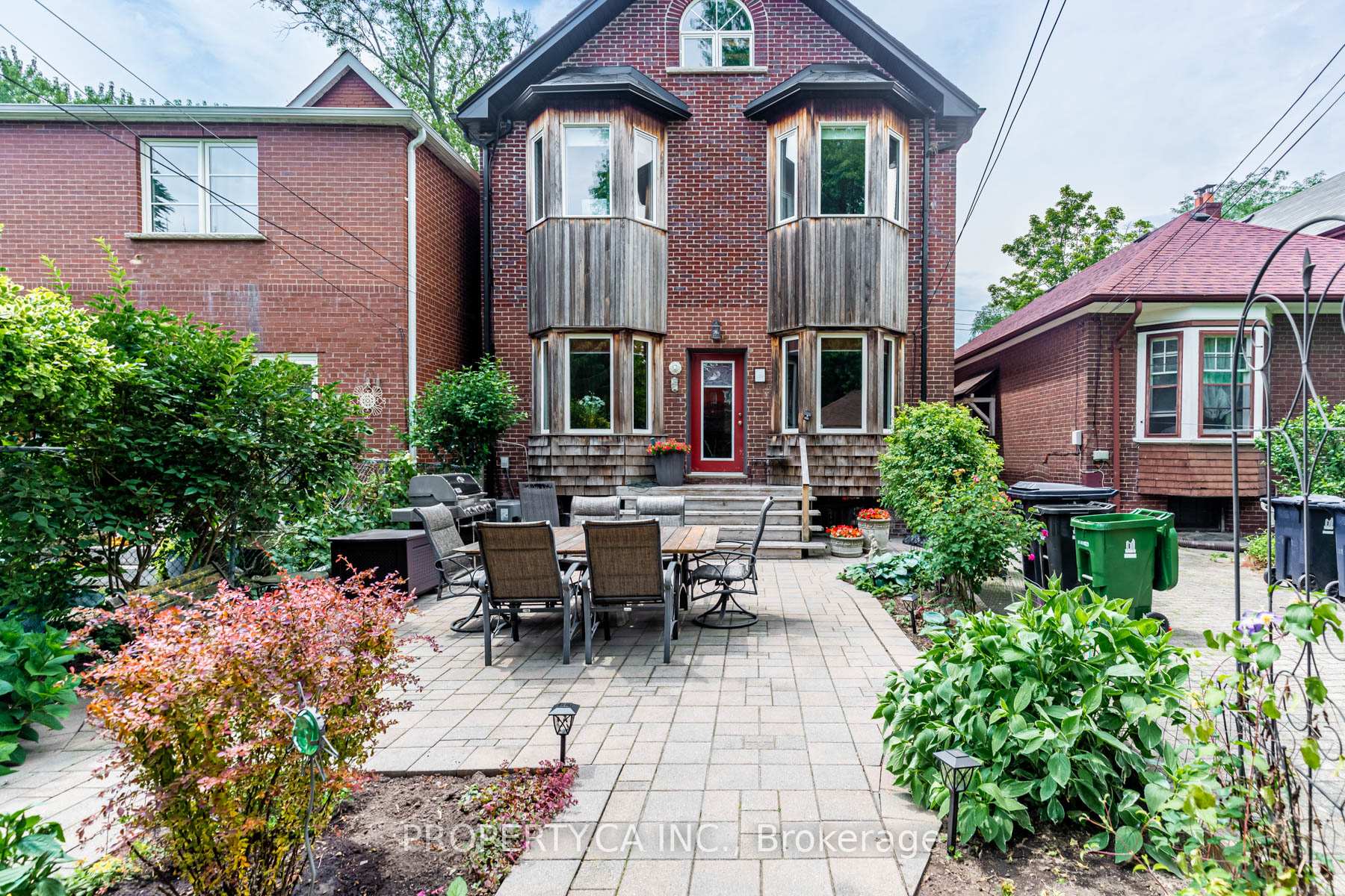 Photo 26 of Unit Upper, 131 Gillard Avenue, Toronto, Greenwood-Coxwell — HOMEH