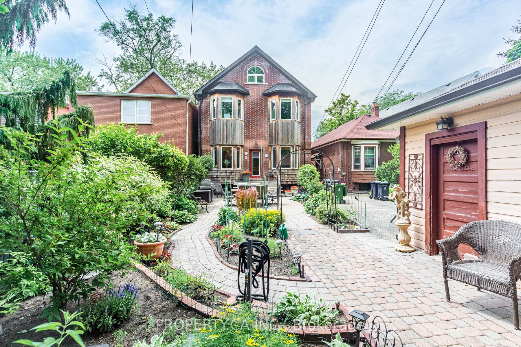 Photo 27 of Unit Upper, 131 Gillard Avenue, Toronto, Greenwood-Coxwell — HOMEH