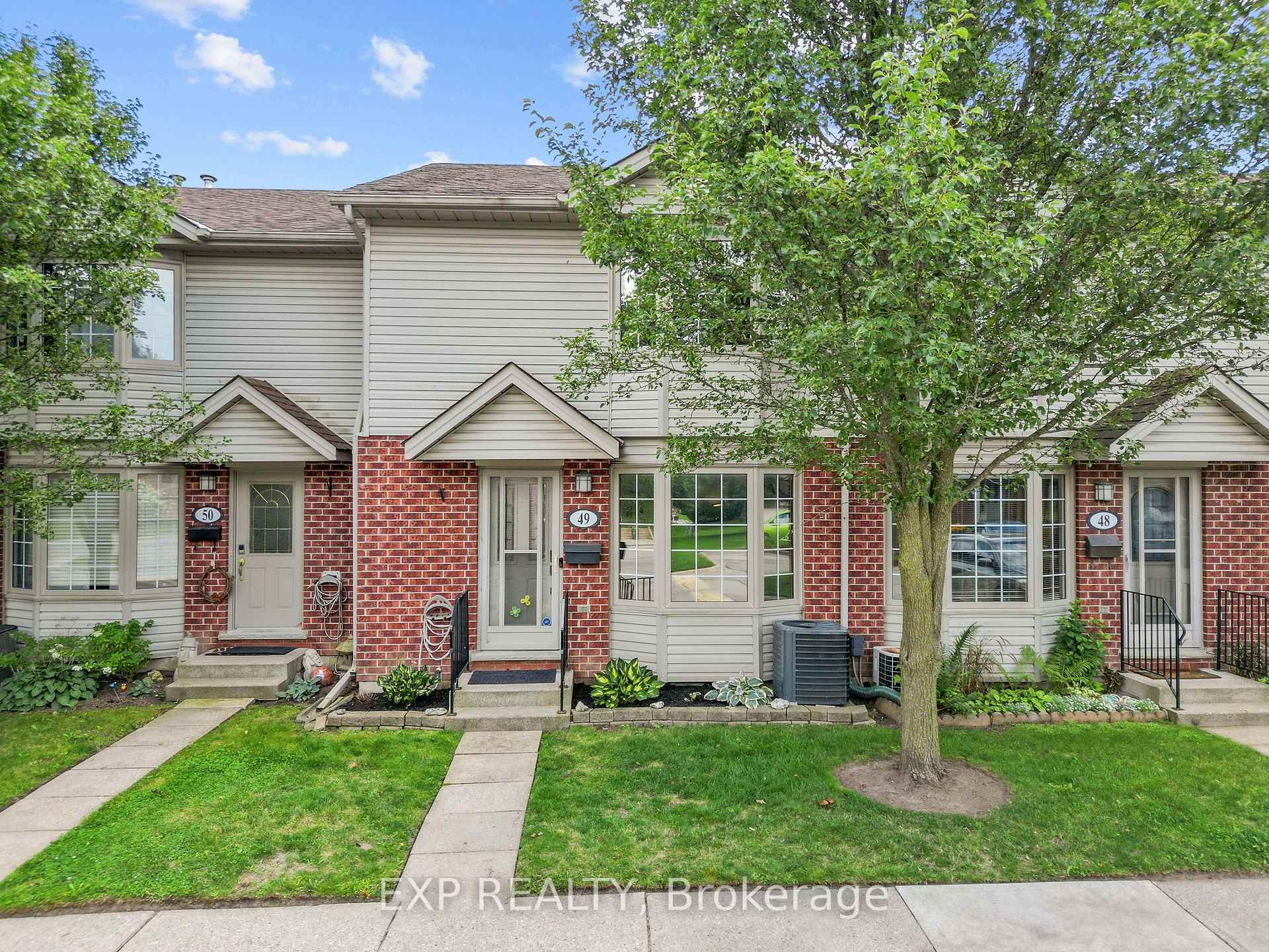 Photo 2 of Unit 49, 511 Admiral Drive, London, East I — HOMEH