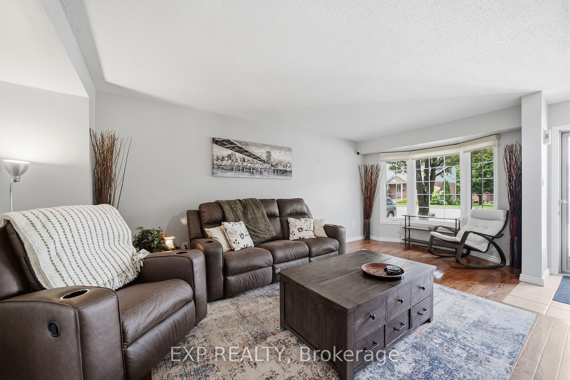 Photo 8 of Unit 49, 511 Admiral Drive, London, East I — HOMEH
