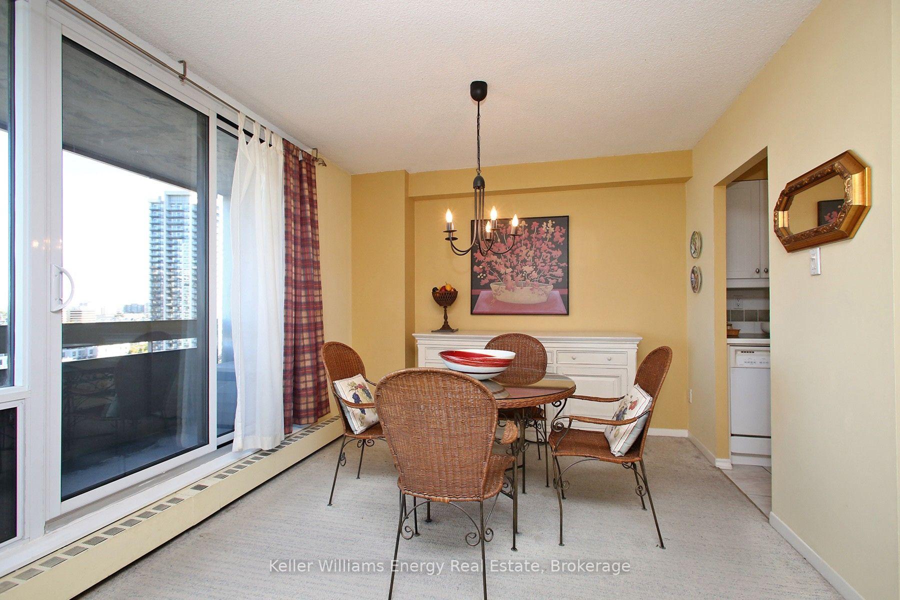Photo 4 of Unit 1209, 1210 Radom Street, Pickering, Bay Ridges — HOMEH