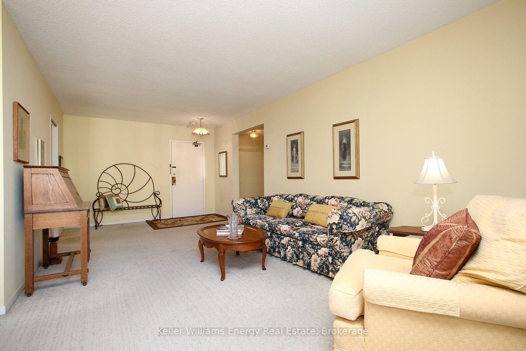 Photo 9 of Unit 1209, 1210 Radom Street, Pickering, Bay Ridges — HOMEH