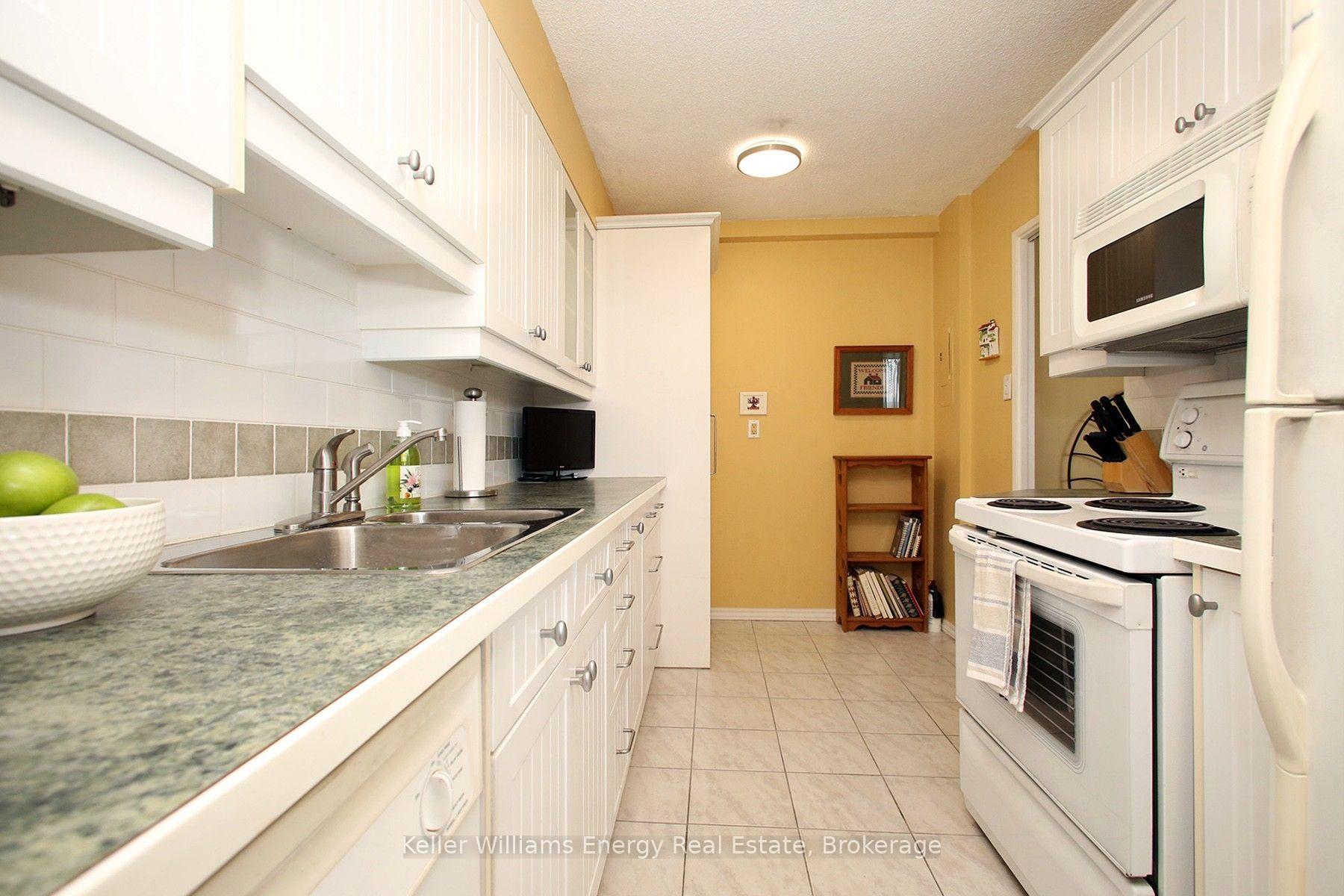 Photo 13 of Unit 1209, 1210 Radom Street, Pickering, Bay Ridges — HOMEH