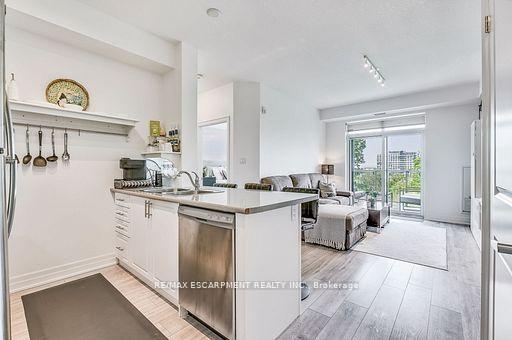Photo 8 of Unit 514, 125 Shoreview Place, Hamilton, Stoney Creek — HOMEH