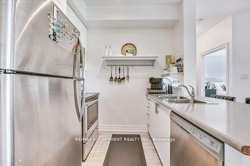 Photo 9 of Unit 514, 125 Shoreview Place, Hamilton, Stoney Creek — HOMEH