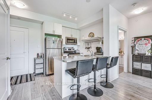 Photo 12 of Unit 514, 125 Shoreview Place, Hamilton, Stoney Creek — HOMEH
