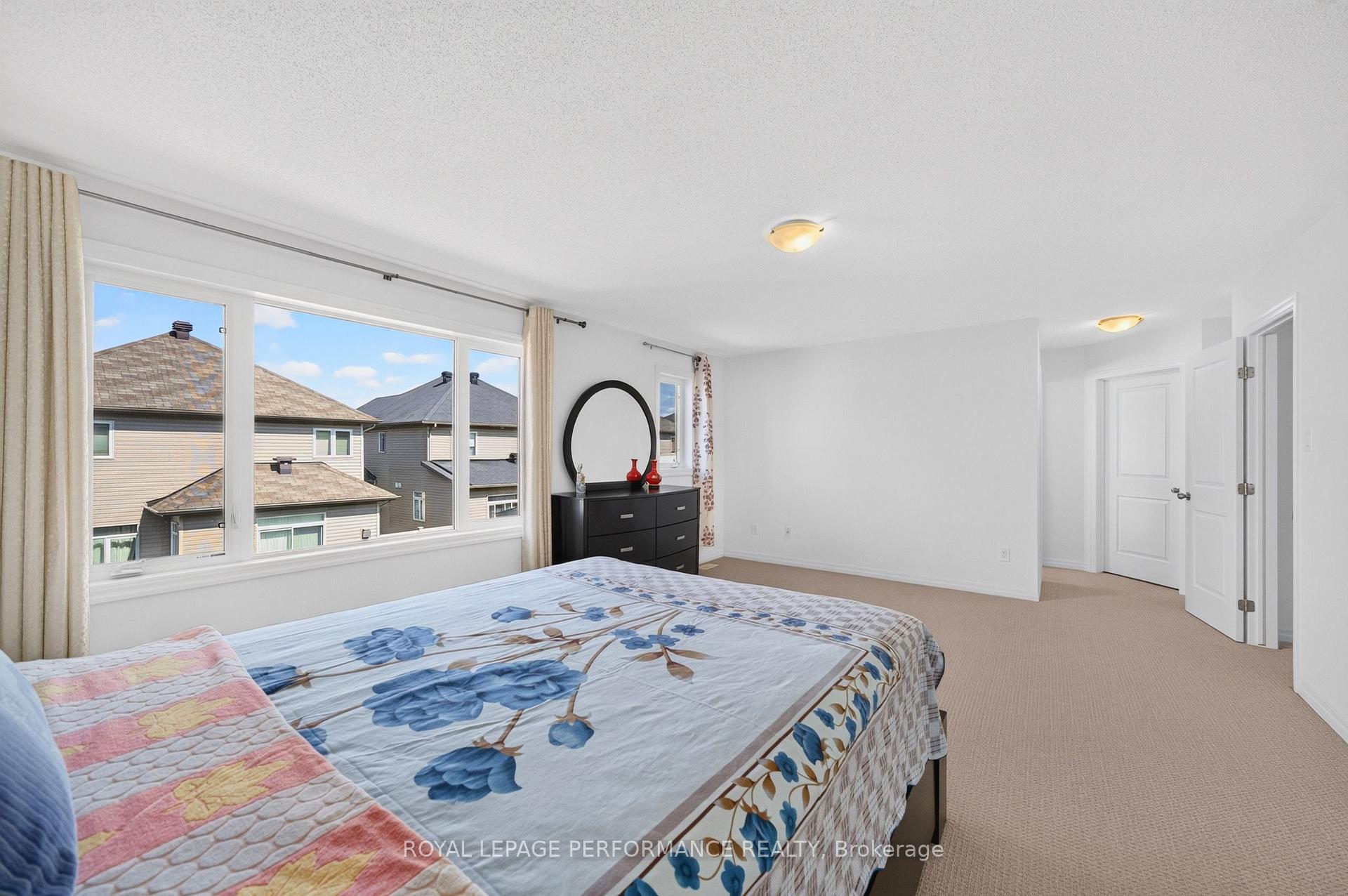 Photo 29 of 207 Dave Smith Crescent, Ottawa, Riverside South/Gloucester Glen — HOMEH