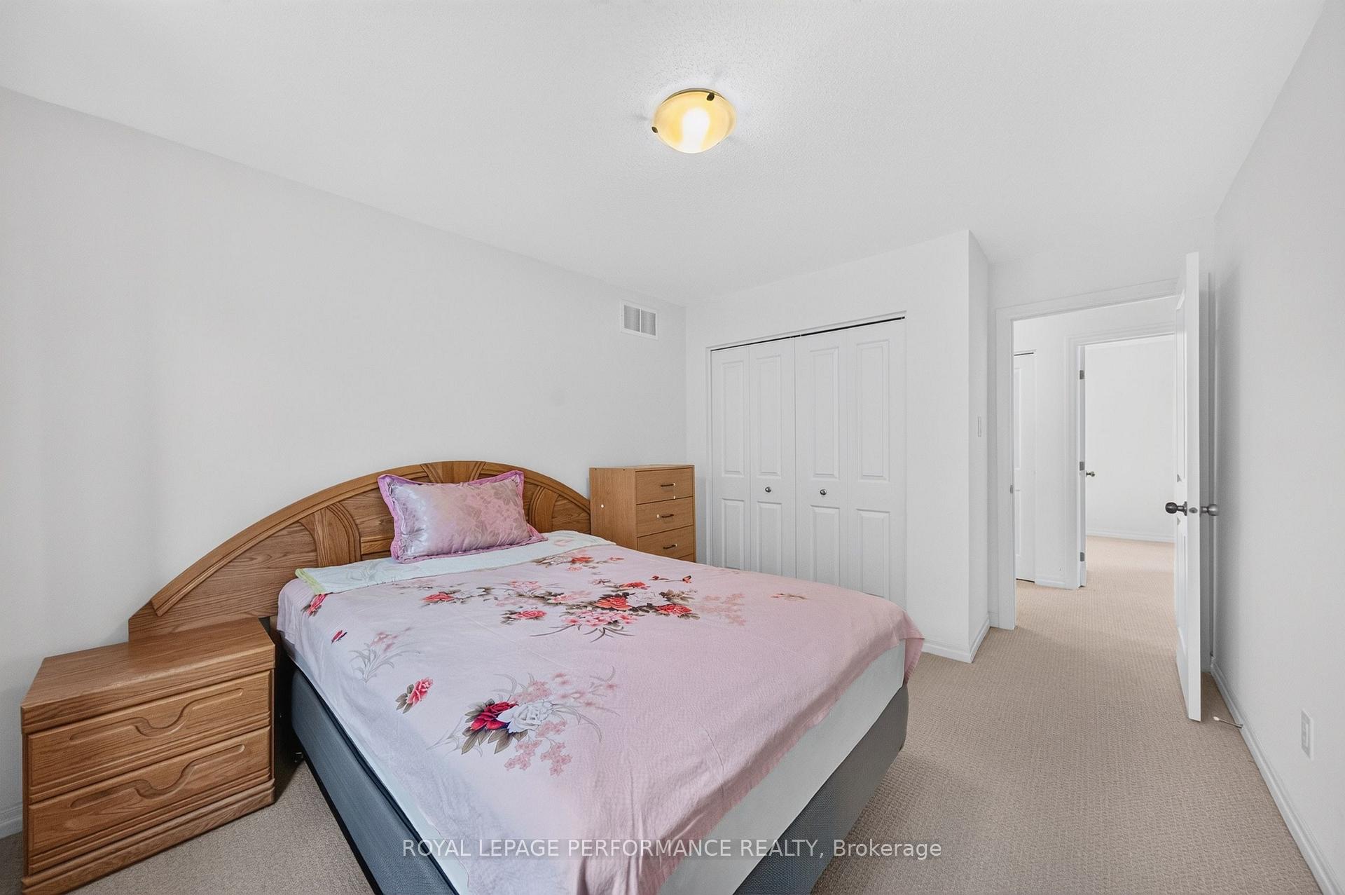 Photo 33 of 207 Dave Smith Crescent, Ottawa, Riverside South/Gloucester Glen — HOMEH