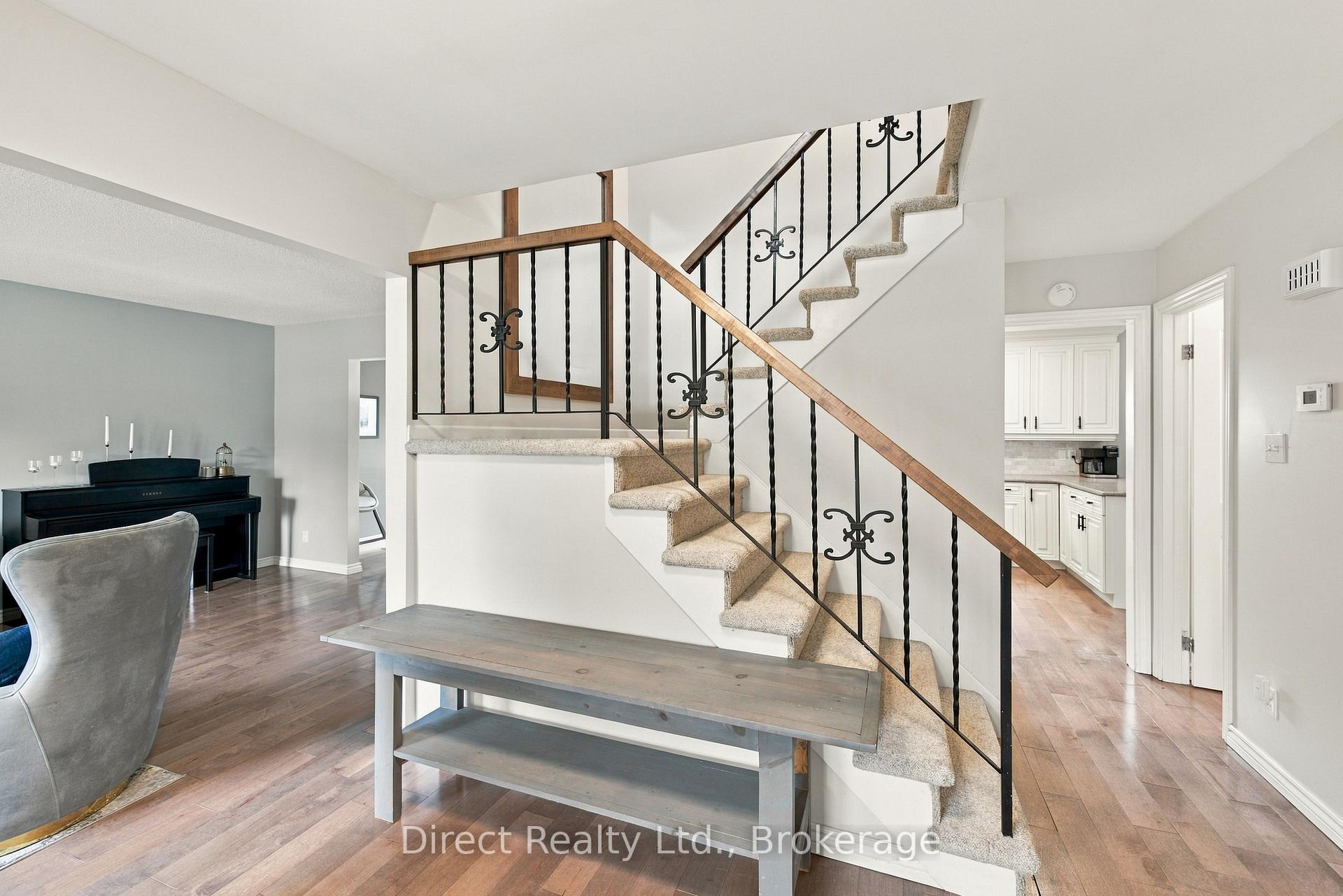 Photo 2 of 26 Walmsley Place, Belleville, Belleville Ward — HOMEH