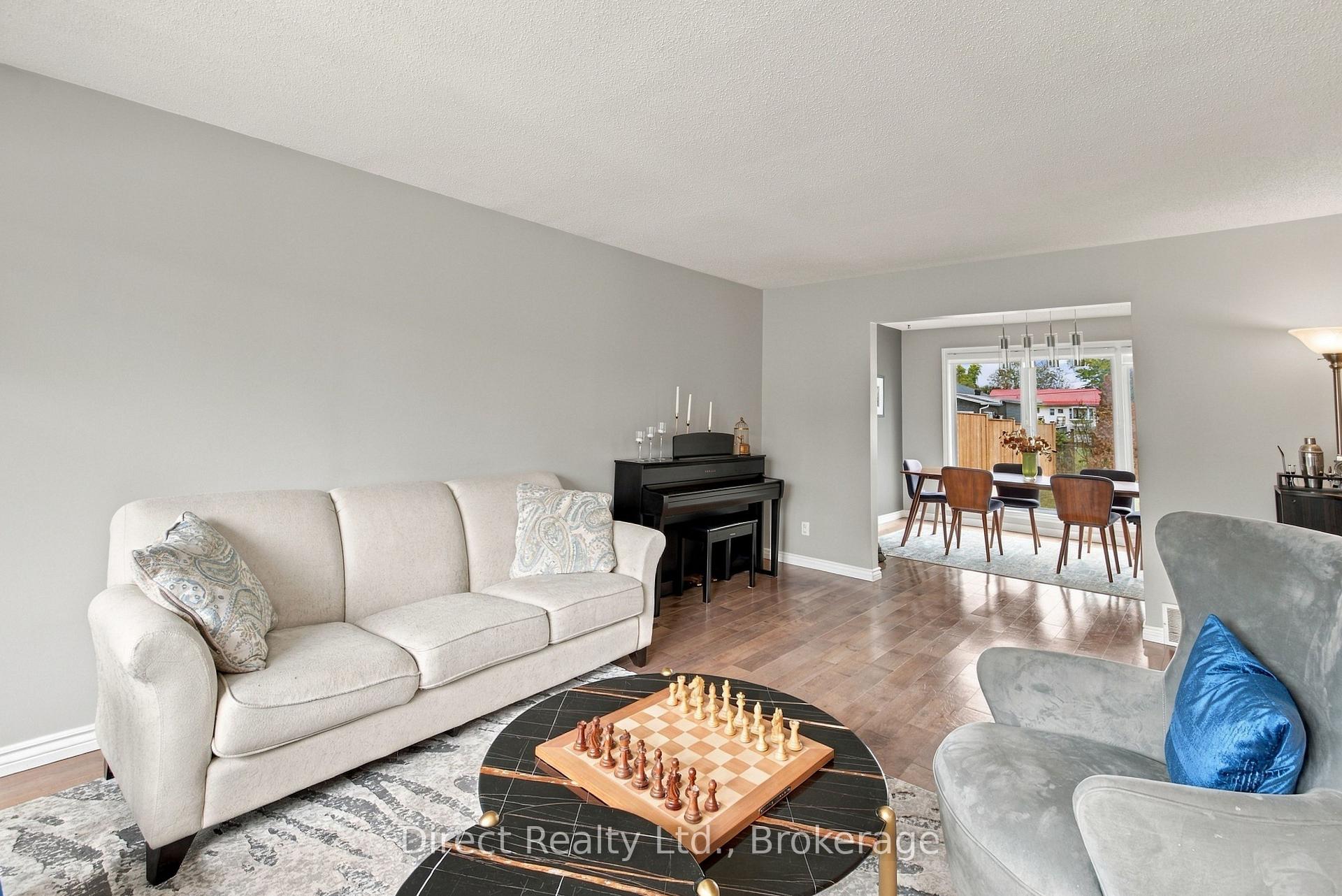 Photo 4 of 26 Walmsley Place, Belleville, Belleville Ward — HOMEH