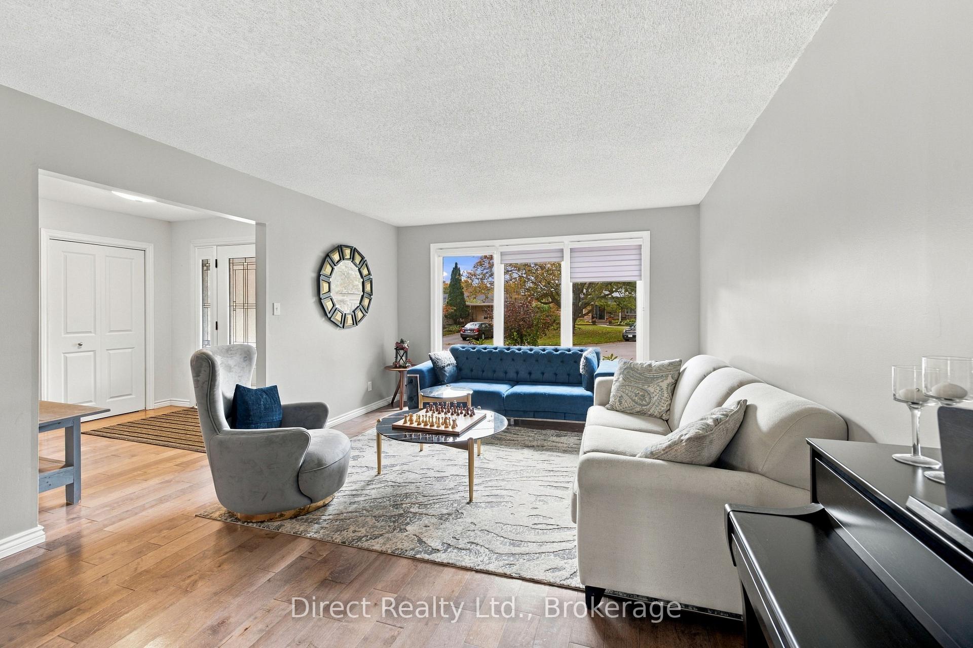 Photo 5 of 26 Walmsley Place, Belleville, Belleville Ward — HOMEH