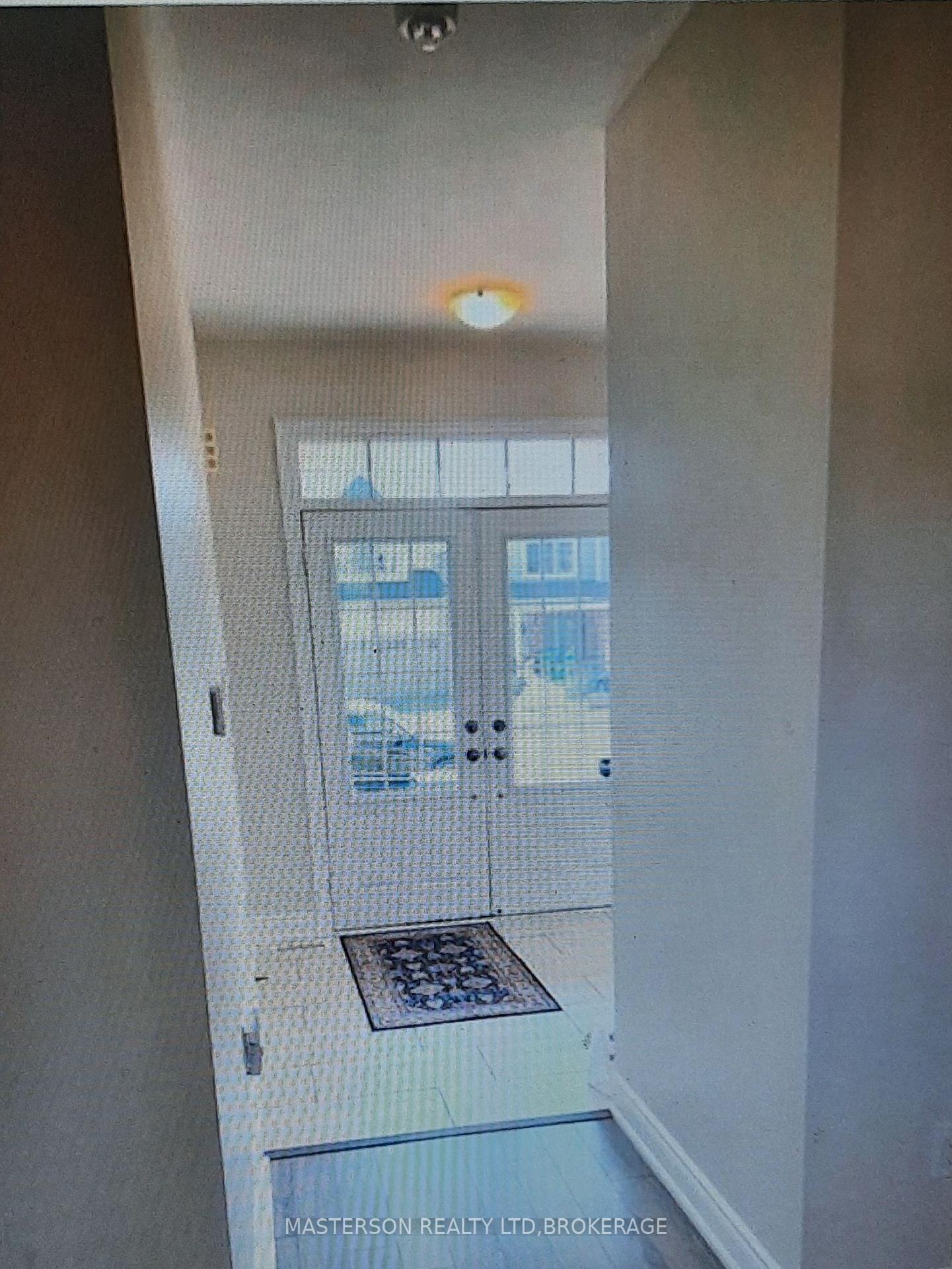 Photo 5 of 8421 Sweet Chestnut Drive, Niagara Falls, Brown — HOMEH