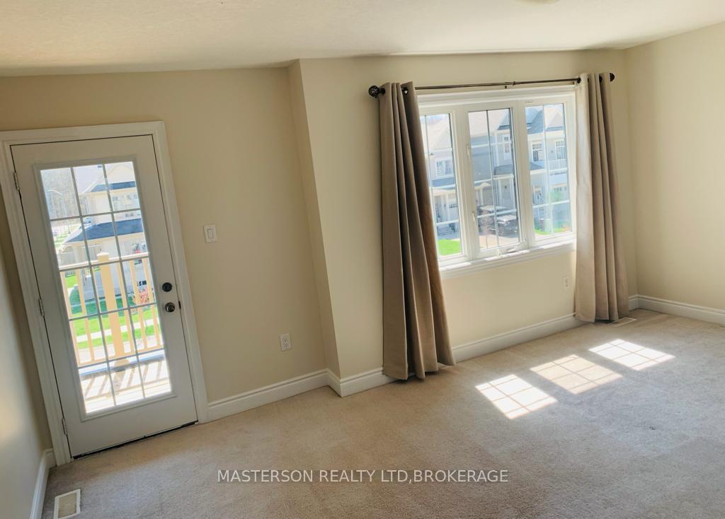 Photo 11 of 8421 Sweet Chestnut Drive, Niagara Falls, Brown — HOMEH