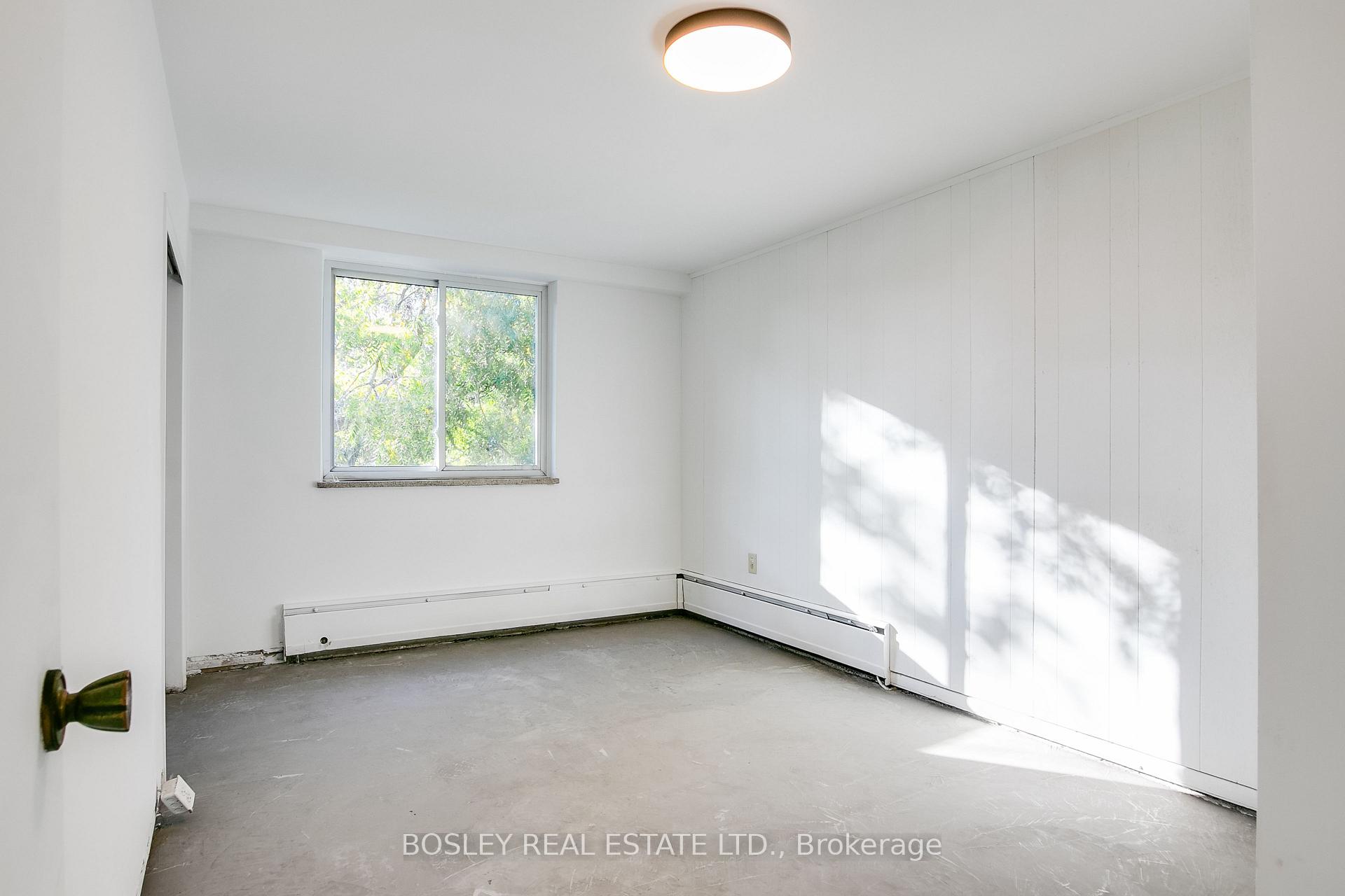 Photo 17 of Unit 404, 158 Crescent Road, Toronto, Rosedale-Moore Park — HOMEH