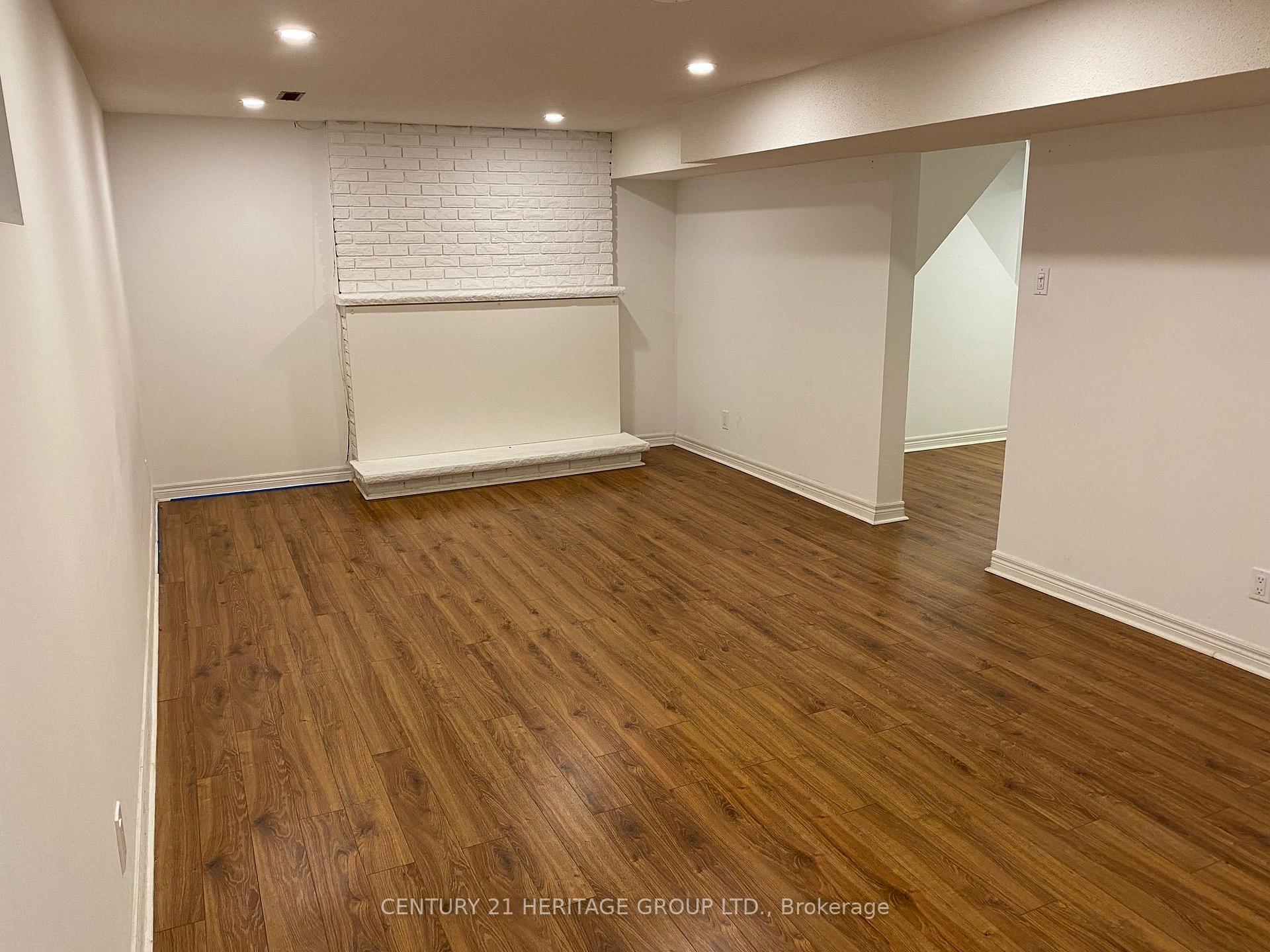 Photo 3 of Unit BSMT, 24 Charnwood Place, Markham, Aileen-Willowbrook — HOMEH