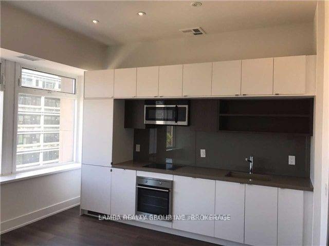 Photo 12 of Unit 725, 111 St Clair Avenue W, Toronto, Yonge-St. Clair — HOMEH