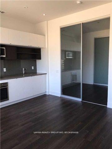 Photo 14 of Unit 725, 111 St Clair Avenue W, Toronto, Yonge-St. Clair — HOMEH