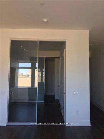 Photo 15 of Unit 725, 111 St Clair Avenue W, Toronto, Yonge-St. Clair — HOMEH
