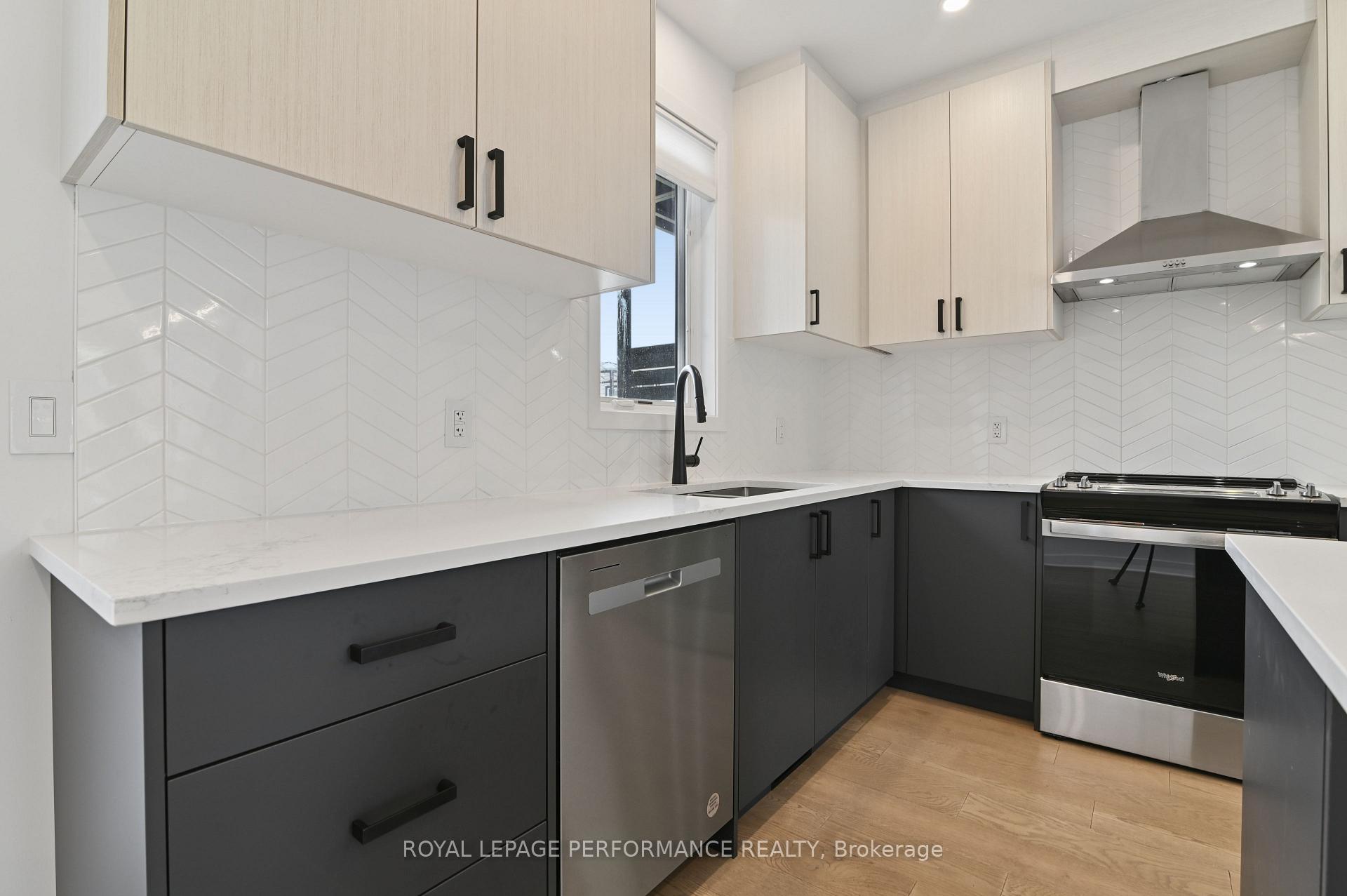 Photo 17 of 65 Parent Avenue, Ottawa, Lower Town/Byward Market — HOMEH
