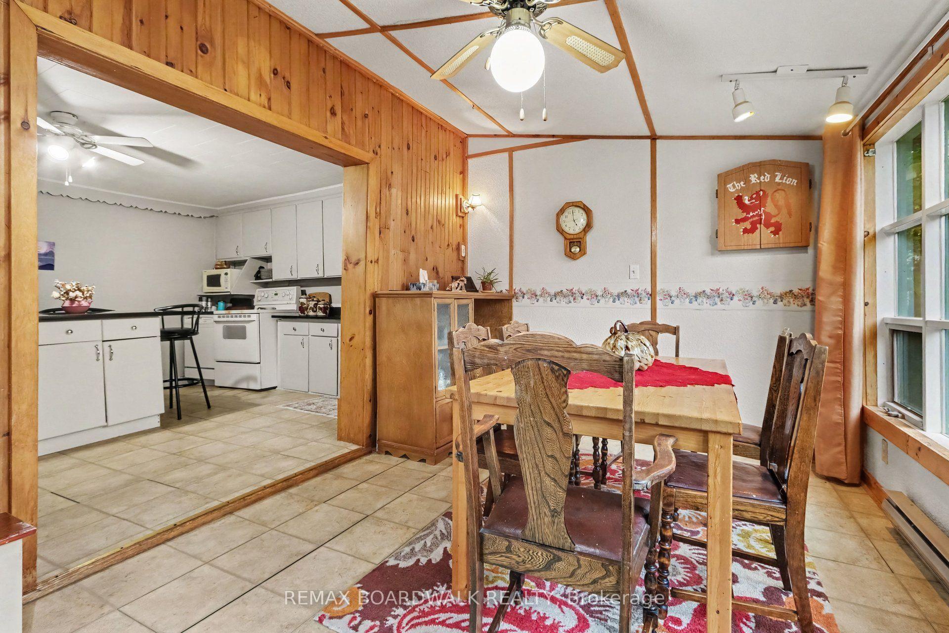Photo 8 of 174 Munro Street, Carleton Place, Carleton Place — HOMEH