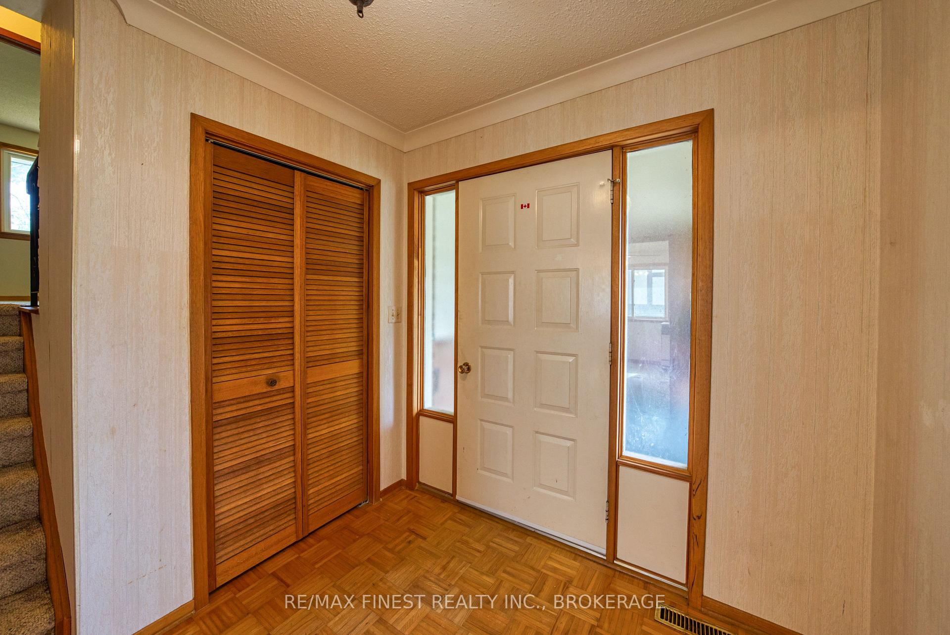 Photo 3 of 788 Kimberley Street, Kingston, North of Taylor-Kidd Blvd — HOMEH