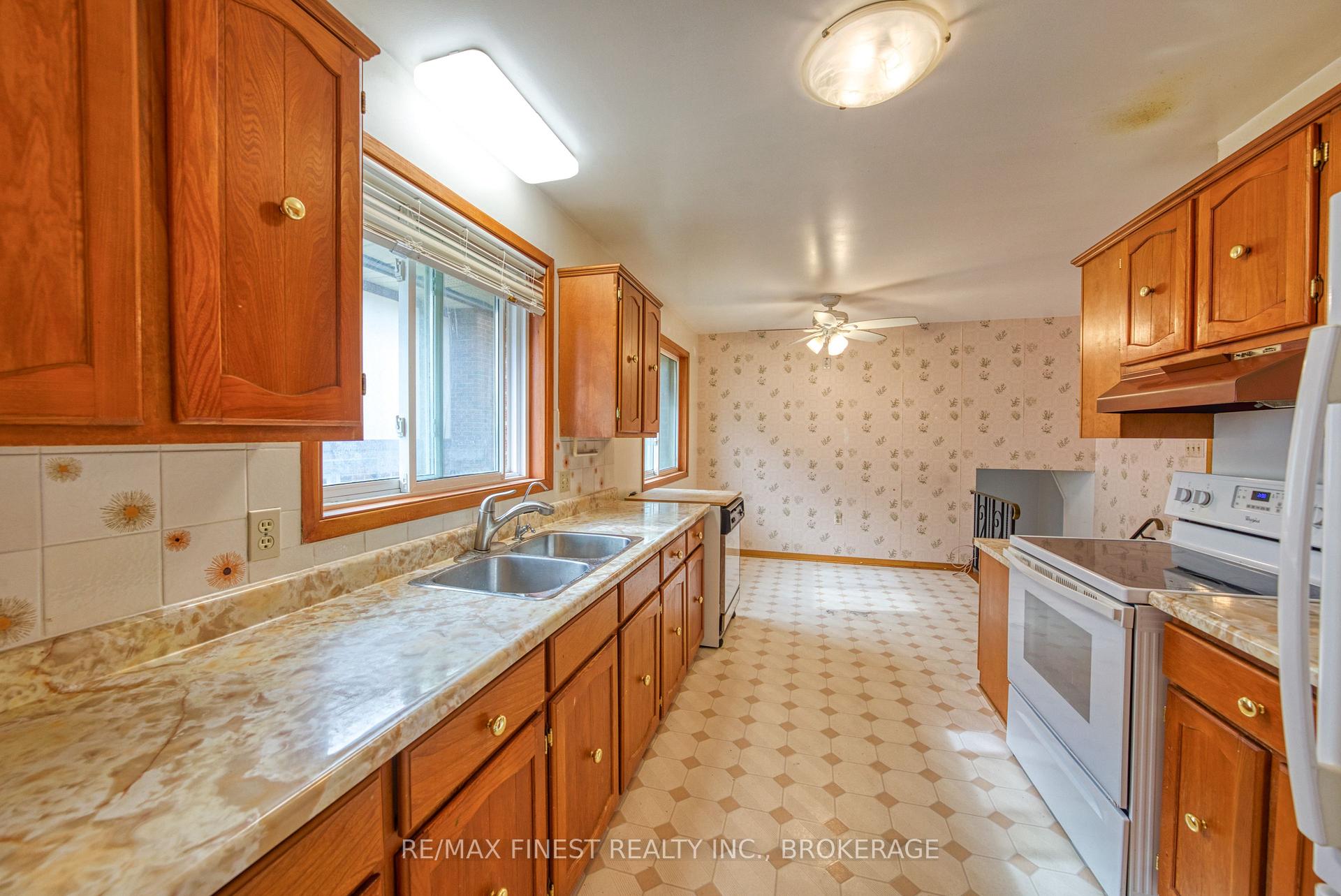 Photo 8 of 788 Kimberley Street, Kingston, North of Taylor-Kidd Blvd — HOMEH