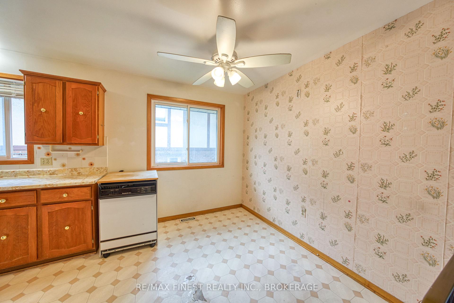 Photo 10 of 788 Kimberley Street, Kingston, North of Taylor-Kidd Blvd — HOMEH