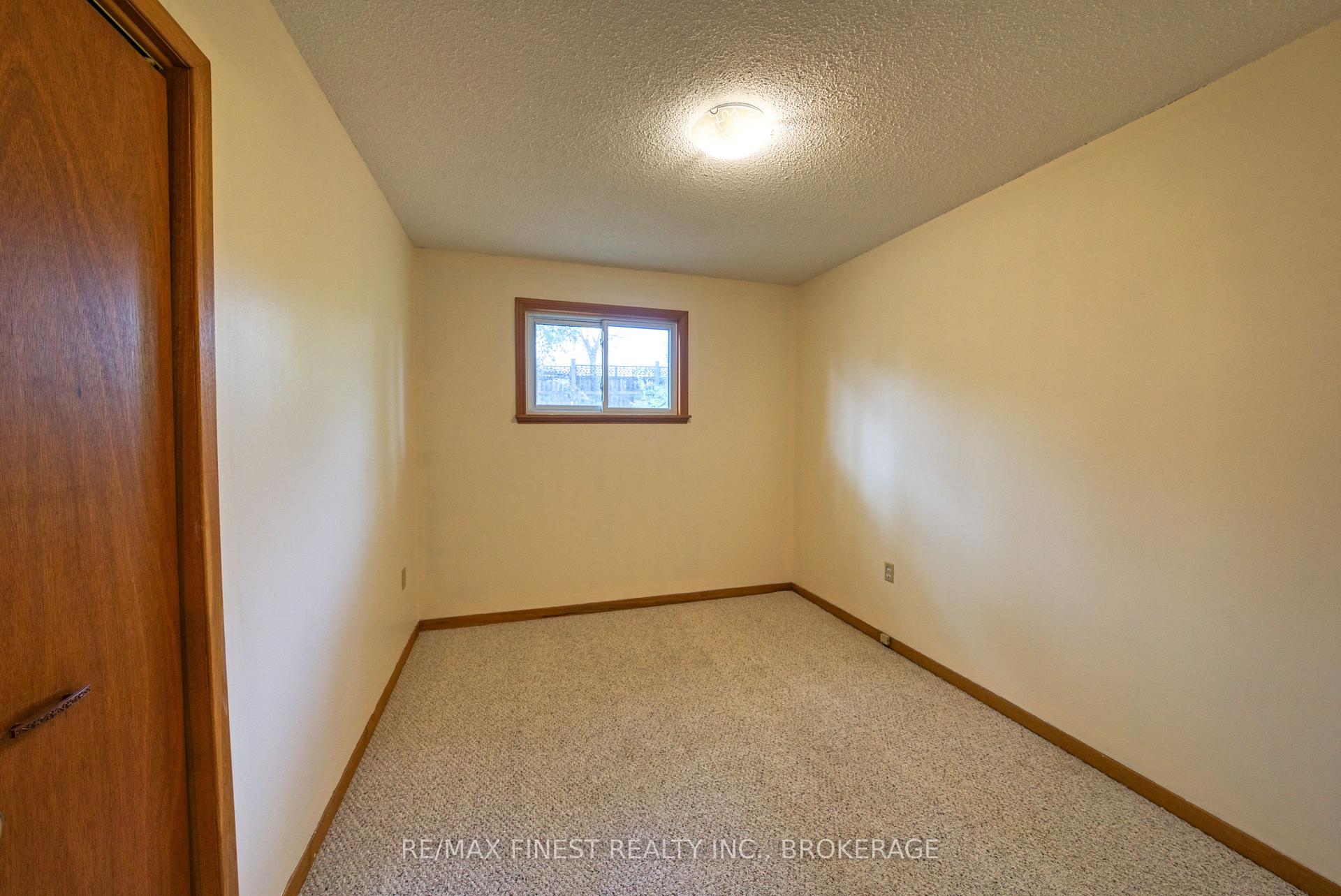 Photo 15 of 788 Kimberley Street, Kingston, North of Taylor-Kidd Blvd — HOMEH