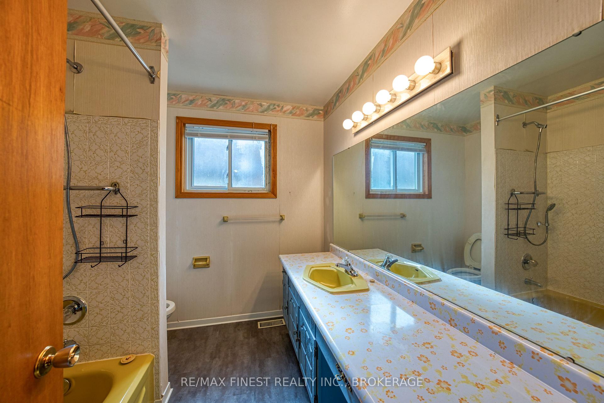 Photo 18 of 788 Kimberley Street, Kingston, North of Taylor-Kidd Blvd — HOMEH