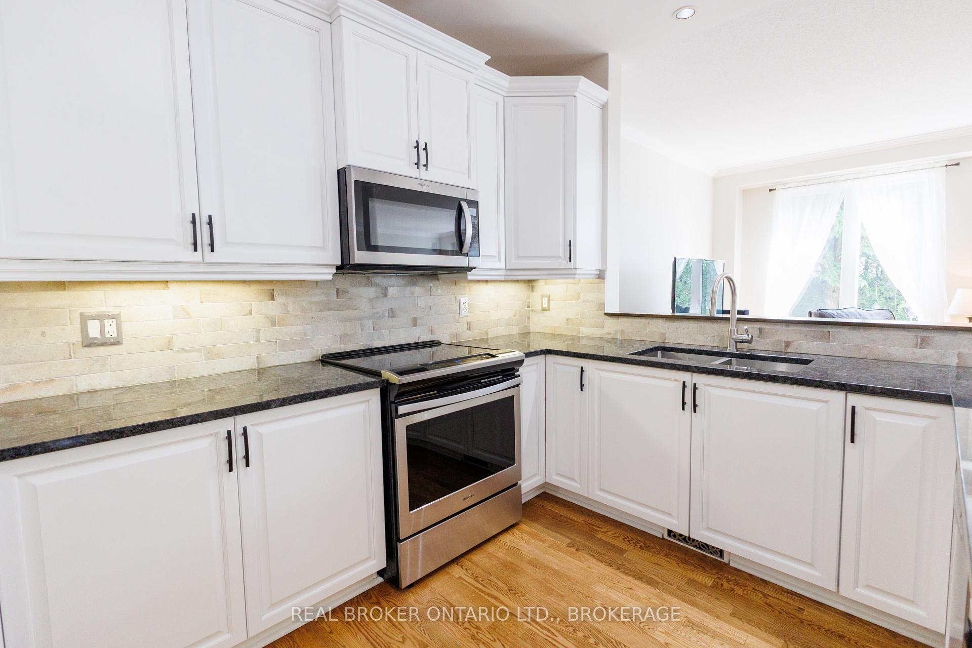 Photo 21 of 11 Redbridge Crescent, Ottawa, Barrhaven - Longfields — HOMEH