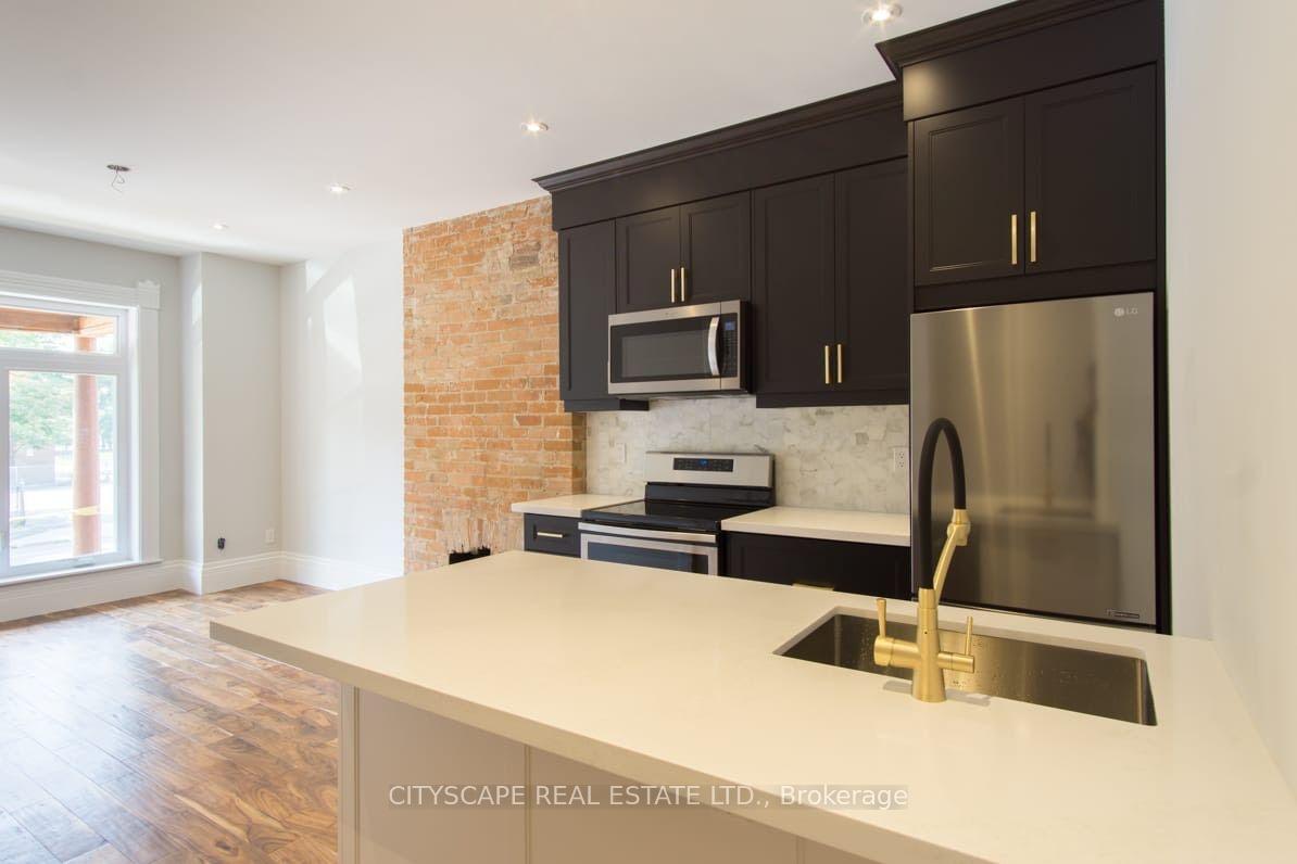 Photo of Unit Main, 936 Dundas Street E
