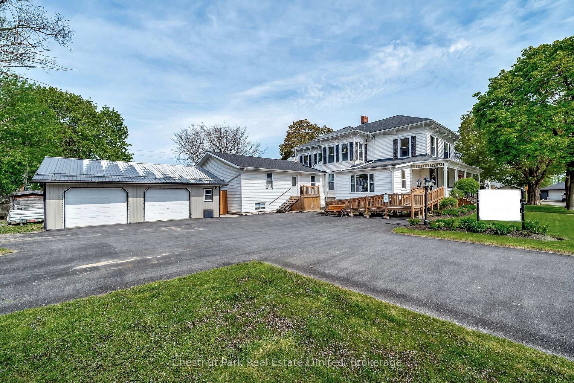 Photo 4 of 71 Queen Street, Prince Edward County, Picton — HOMEH