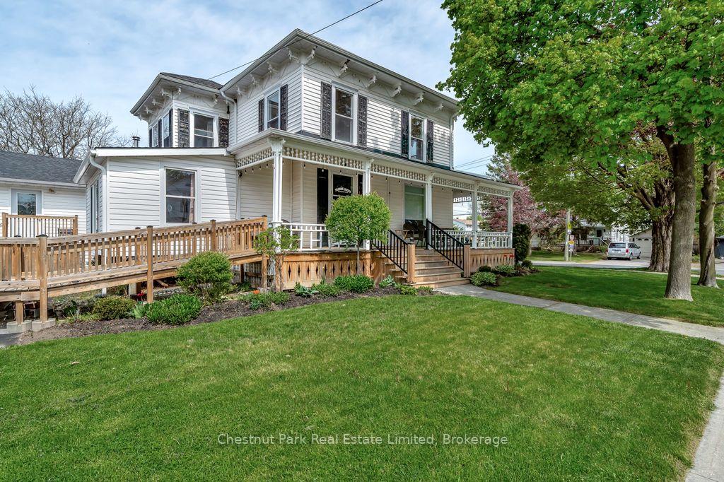 Photo 8 of 71 Queen Street, Prince Edward County, Picton — HOMEH