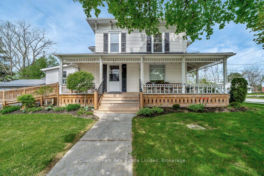 Photo 9 of 71 Queen Street, Prince Edward County, Picton — HOMEH