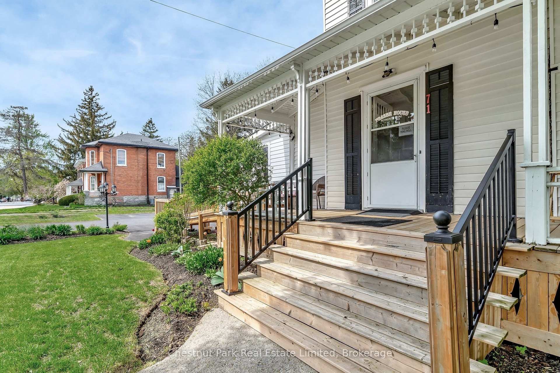 Photo 10 of 71 Queen Street, Prince Edward County, Picton — HOMEH