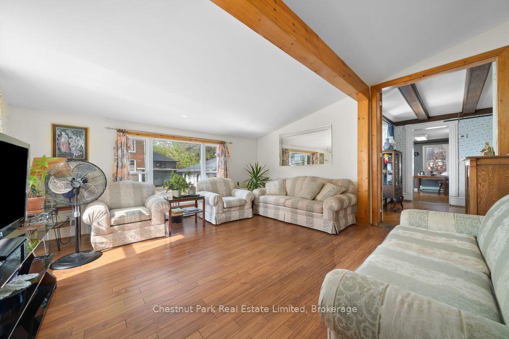 Photo 15 of 71 Queen Street, Prince Edward County, Picton — HOMEH