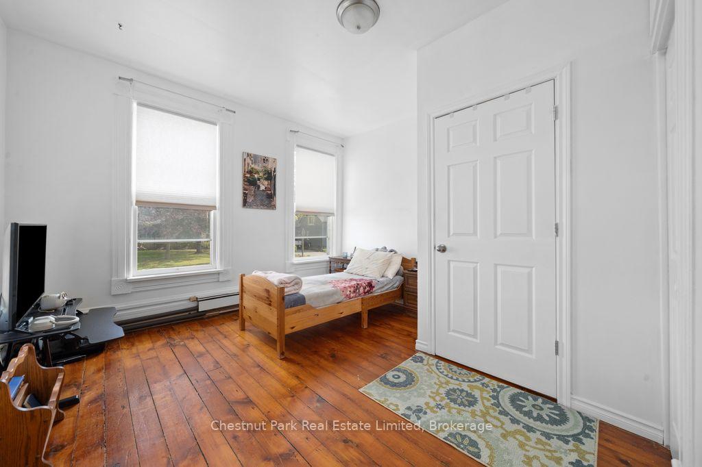 Photo 25 of 71 Queen Street, Prince Edward County, Picton — HOMEH