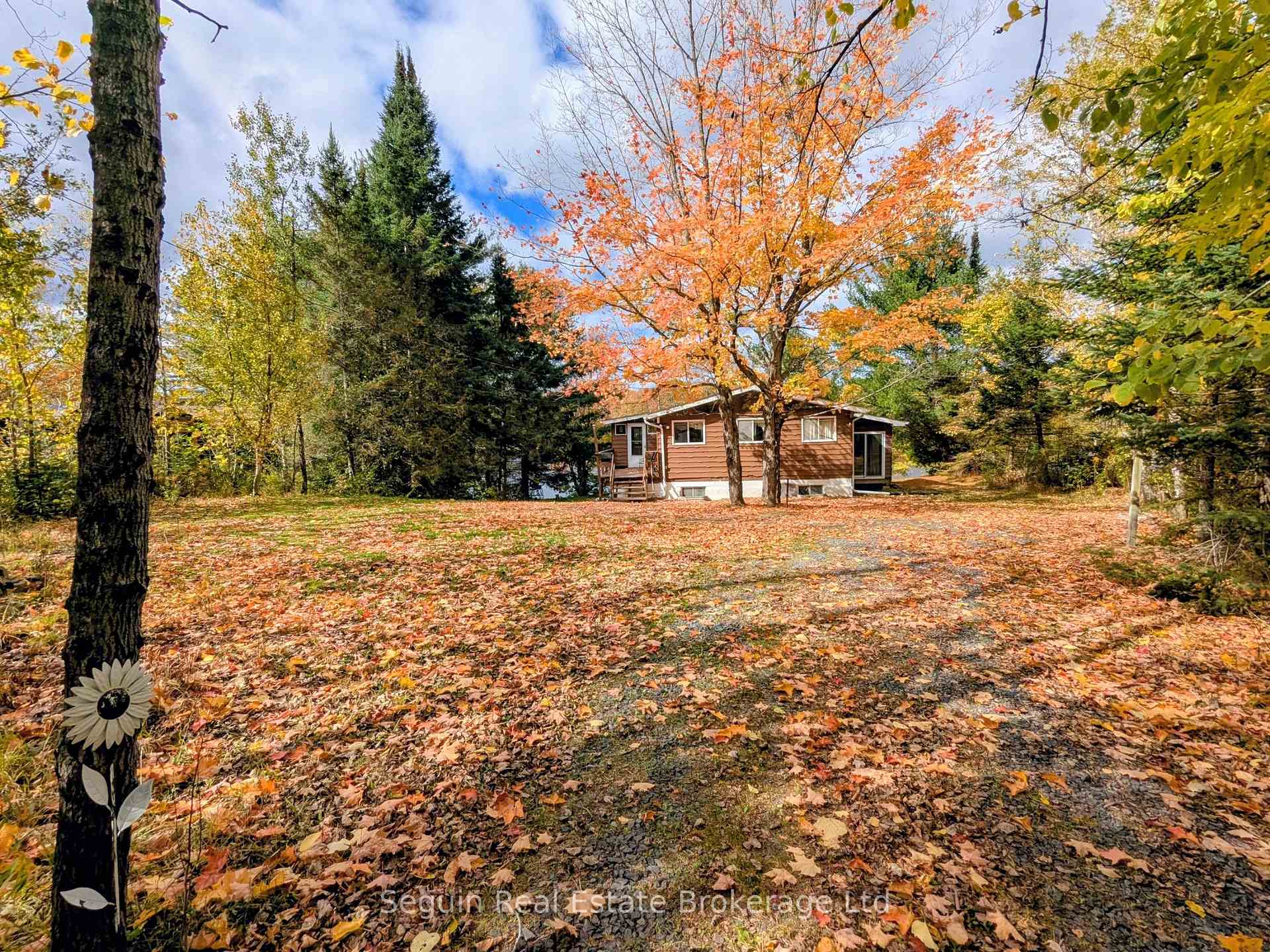 Photo 9 of 43 Morningside Drive, Seguin — HOMEH