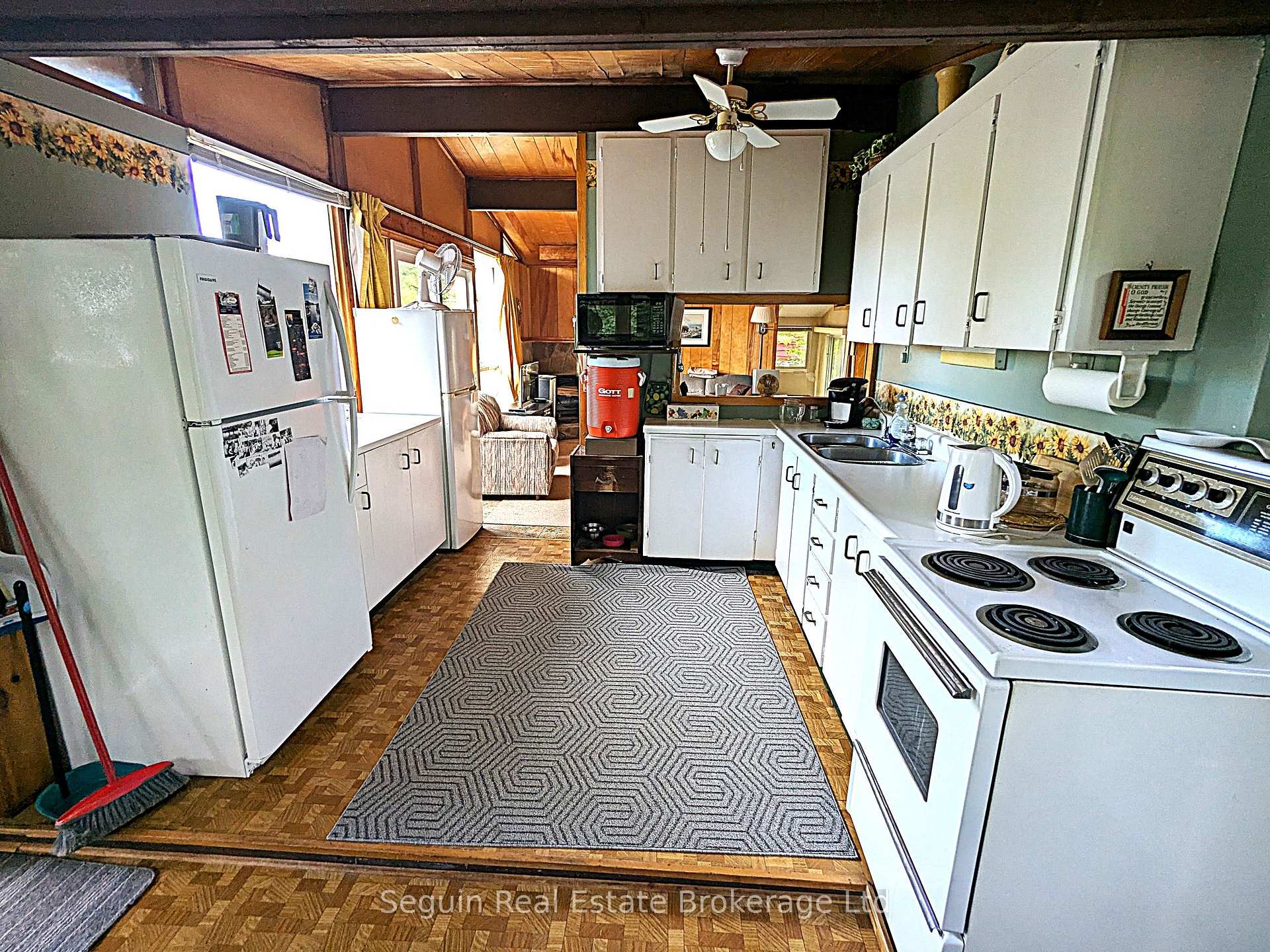 Photo 13 of 43 Morningside Drive, Seguin — HOMEH