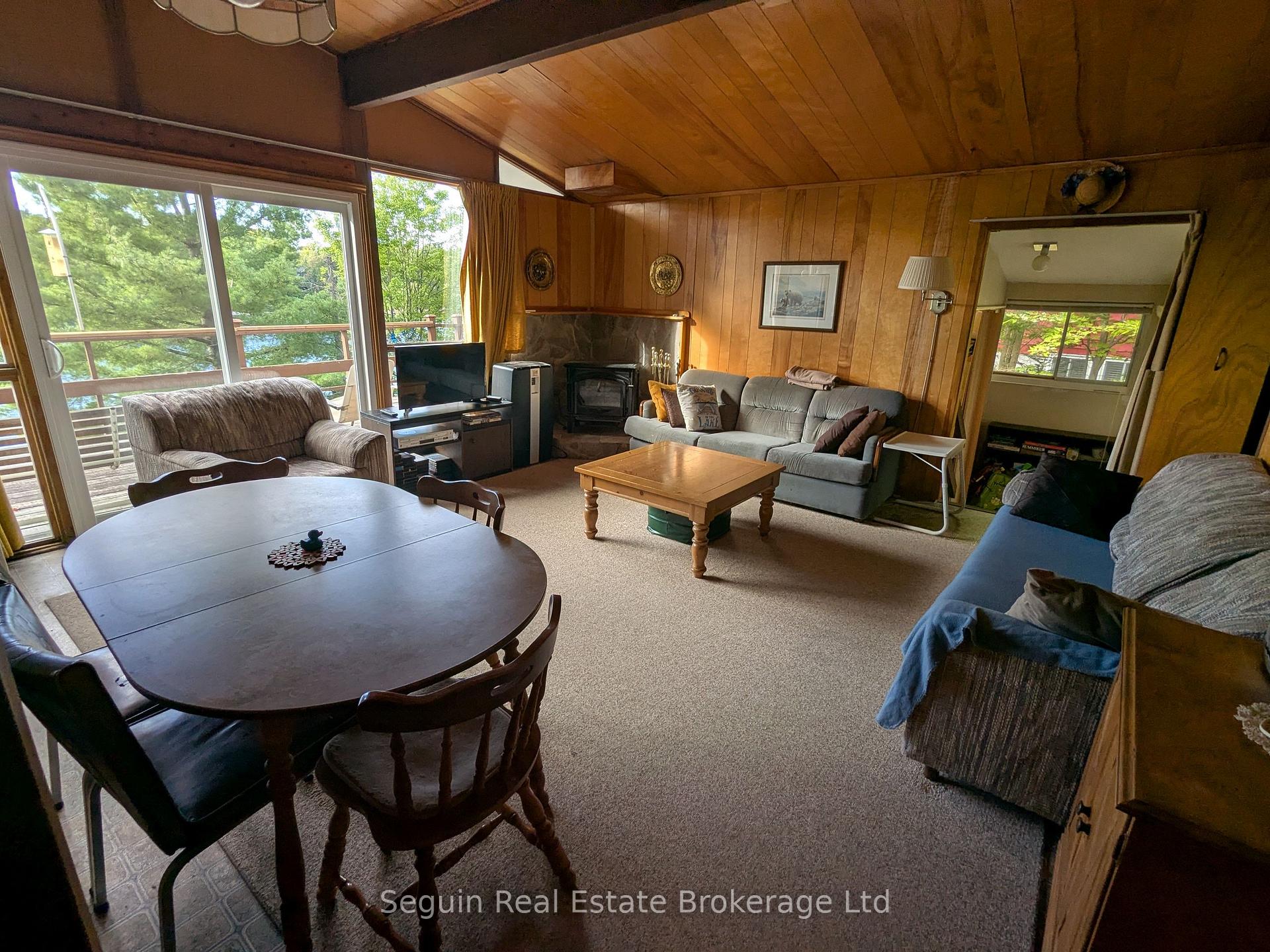 Photo 14 of 43 Morningside Drive, Seguin — HOMEH