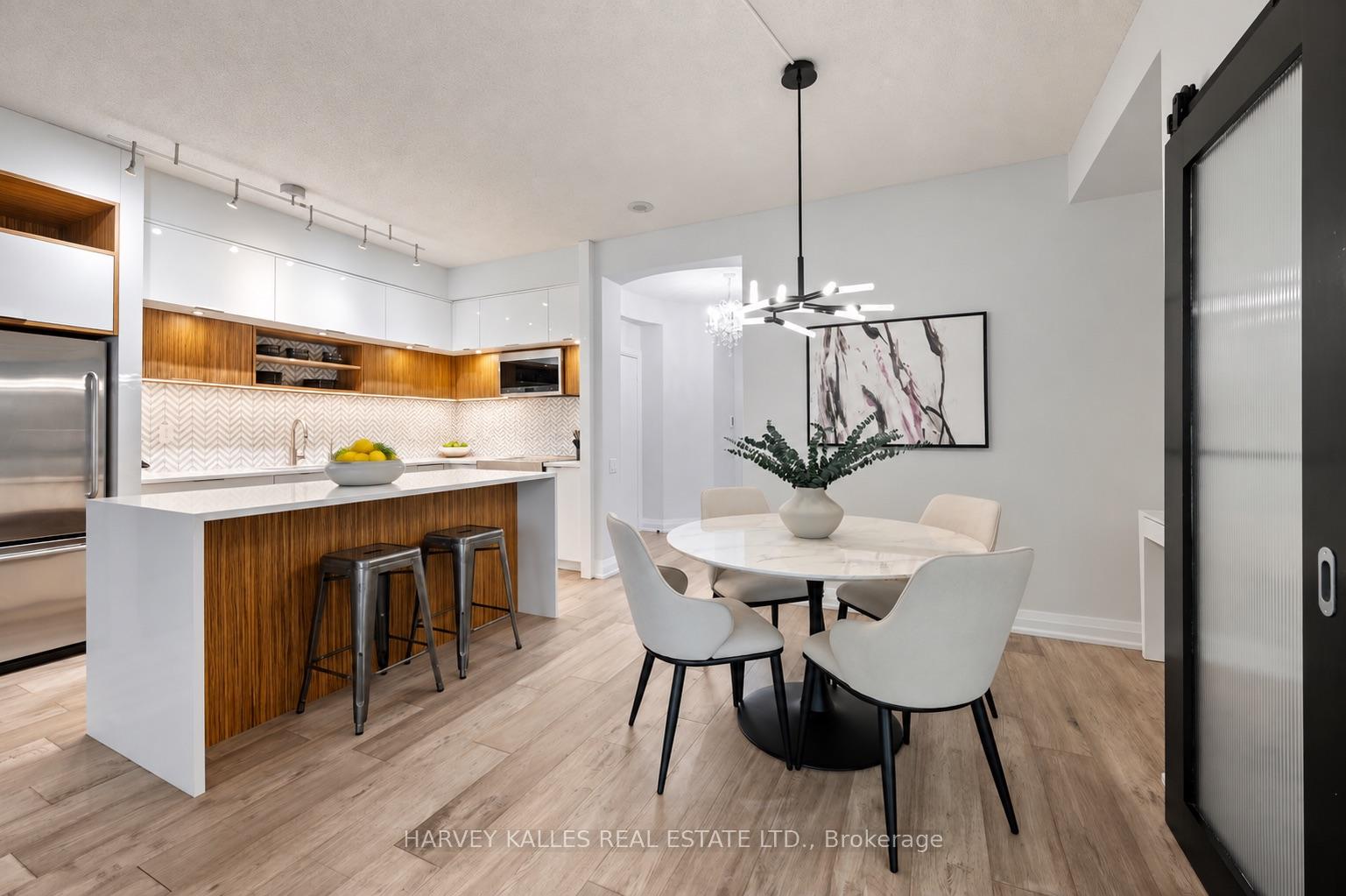 Photo 9 of Unit 418, 20 Scrivener Square, Toronto, Rosedale-Moore Park — HOMEH