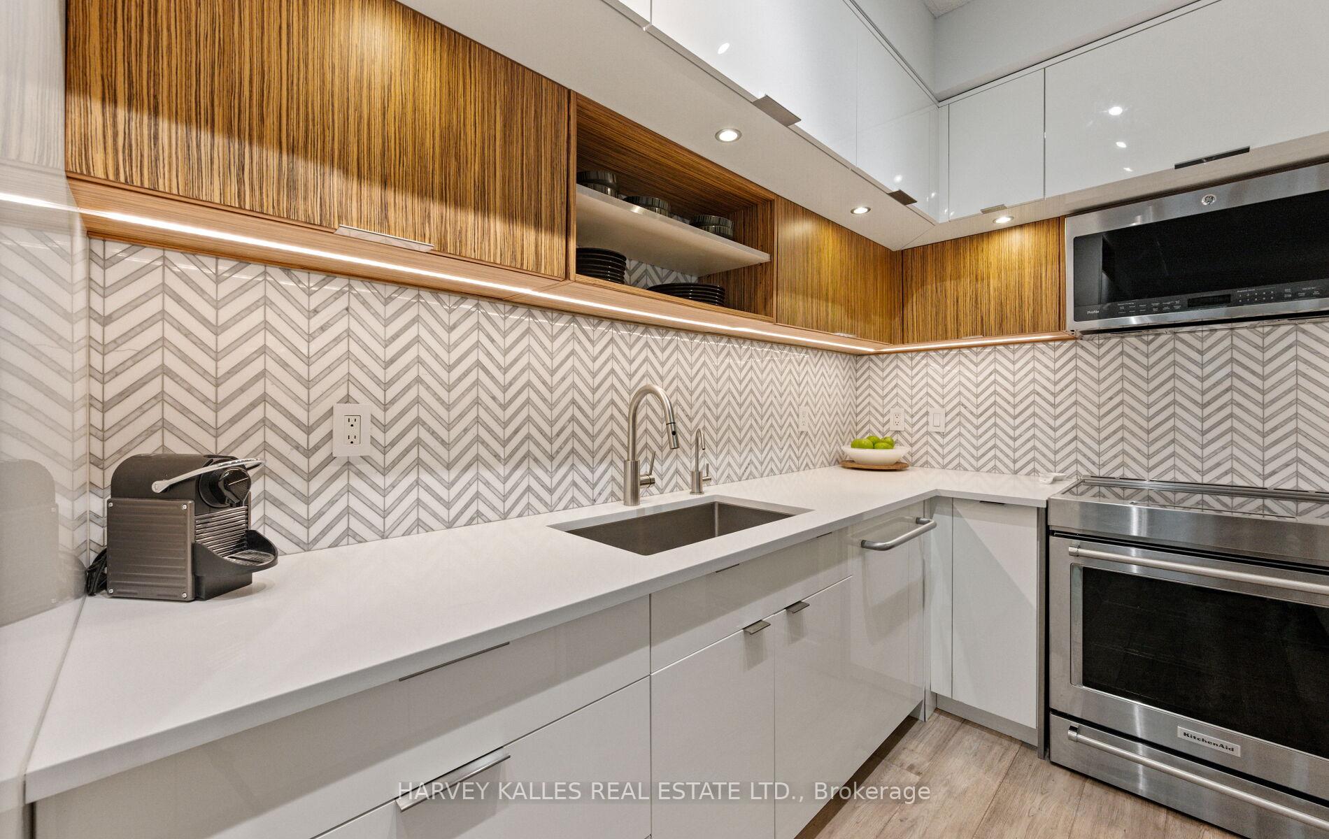 Photo 11 of Unit 418, 20 Scrivener Square, Toronto, Rosedale-Moore Park — HOMEH