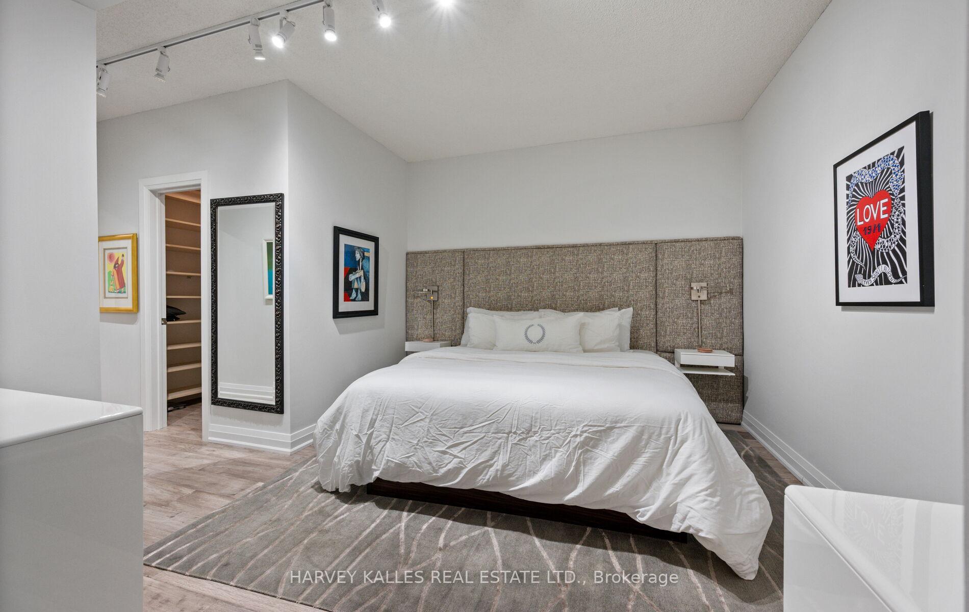 Photo 18 of Unit 418, 20 Scrivener Square, Toronto, Rosedale-Moore Park — HOMEH