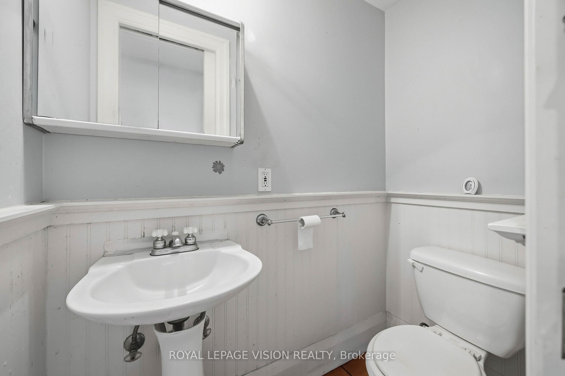 Photo 15 of 9 East Road, Scarborough, Birchcliffe-Cliffside — HOMEH