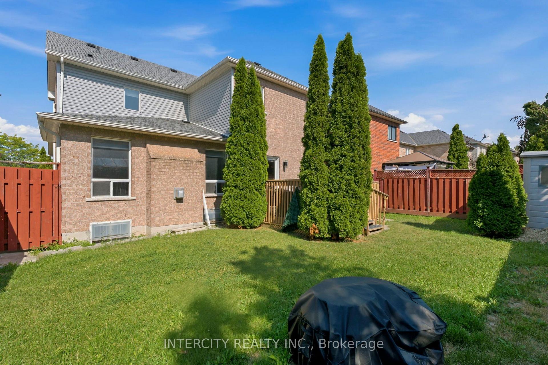 Photo 32 of 93 Chalone Crescent, Vaughan, Sonoma Heights — HOMEH